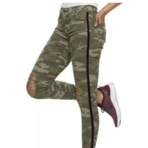 SO Low Rise Jegging
